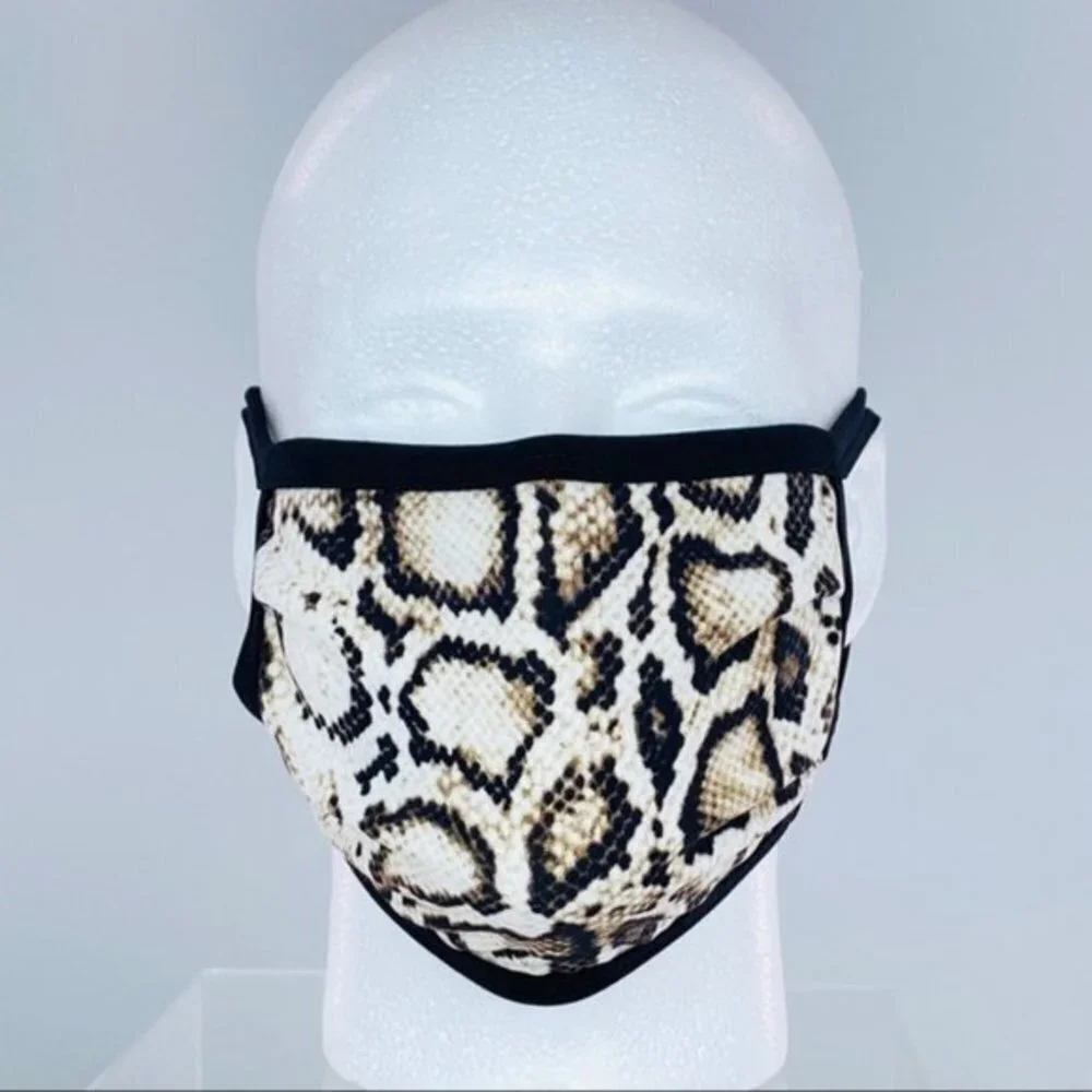 WASHABLE POLY & COTTON MASK New In Package • 27 P